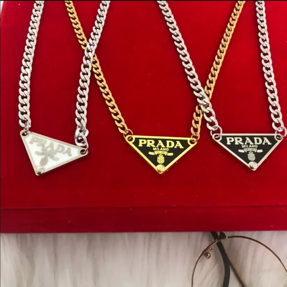 Repurpose StainlessSteel Black Triangle Pendant Fashion Logo Trend Necklaces